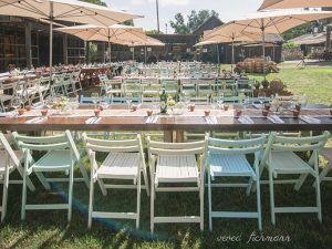 שולחנות אוכל וקפה