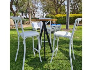 כסר בר דגם קרוס בצבע לבן - להשכרה מאינגו ציוד לאירועים