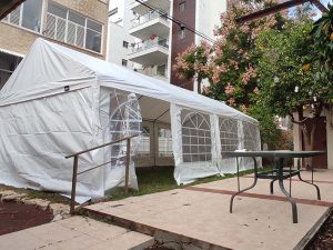אוהל אבלים לחצר להשכרה
